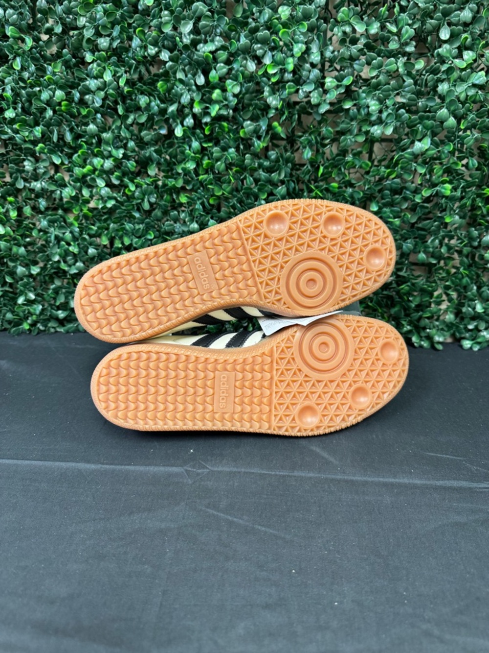 adidas SAMBA OG SHOES - W7 - Picture 7 of 9